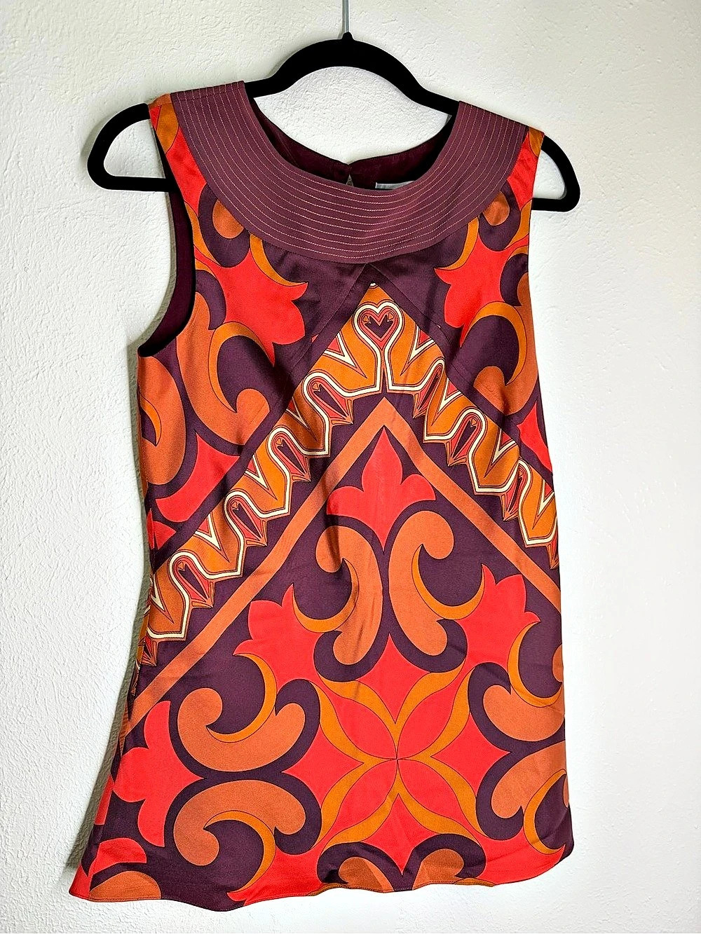 Nicole Miller Abstract Print Tank Top in Red & Brown
